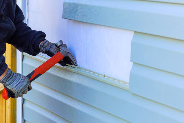 Reliable Emergency Siding Repair contractor in Safety Harbor, FL by Squared Siding